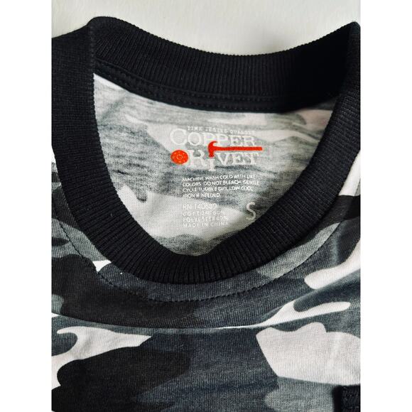Copper Rivet Tri-Color Camouflage Block color T-shirt - Picture 3 of 3